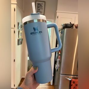 Stanley 40 oz quencher - Chambray